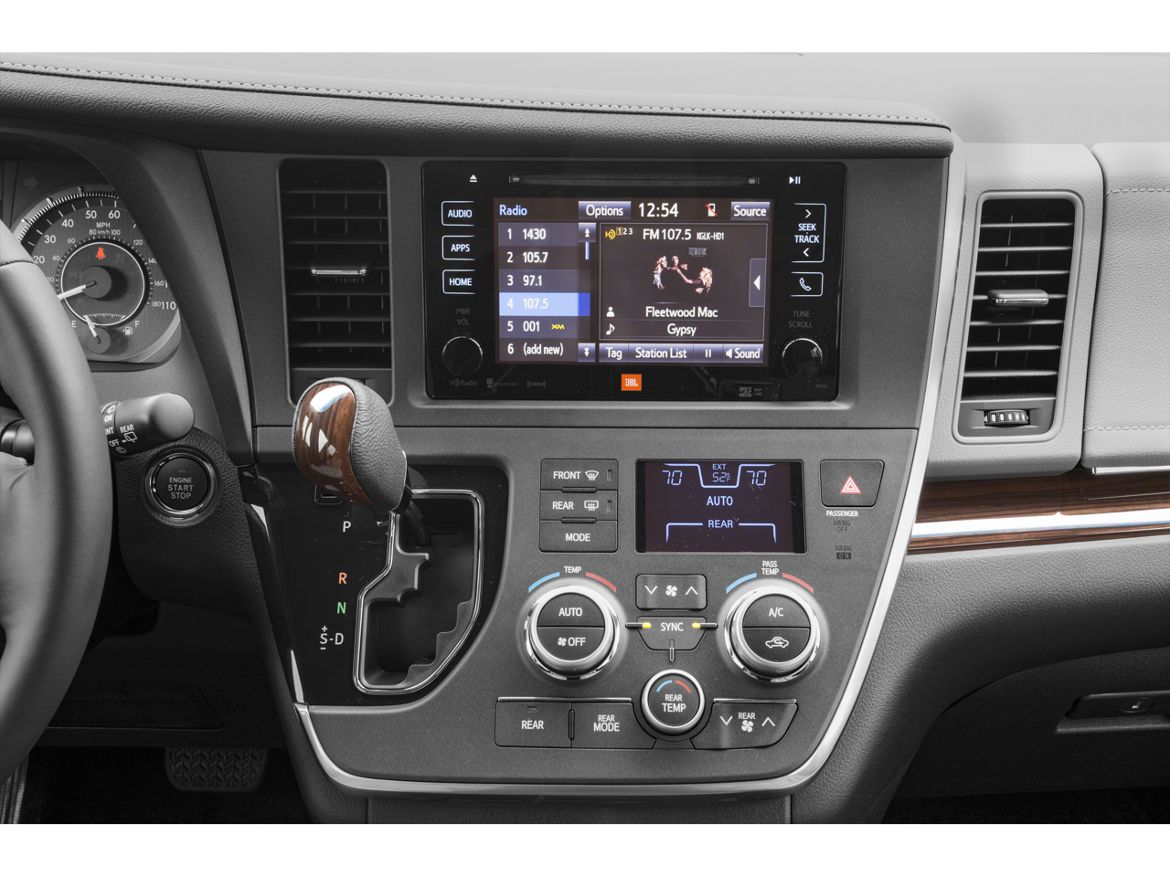 2015 Toyota Sienna XLE 8 Passenger