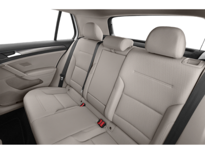 2018 Volkswagen Golf TSI S 4-Door