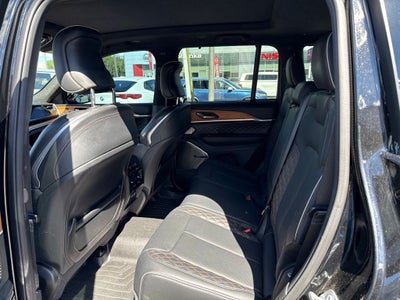 2022 Jeep Grand Cherokee Summit Reserve
