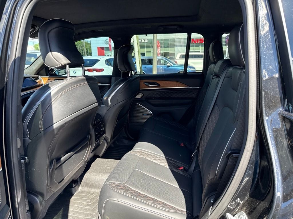 2022 Jeep Grand Cherokee Summit Reserve