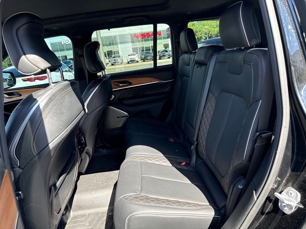 2022 Jeep Grand Cherokee Summit Reserve