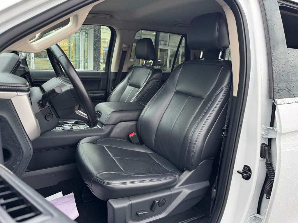 2024 Ford Expedition XLT ***4X4 LOADED***