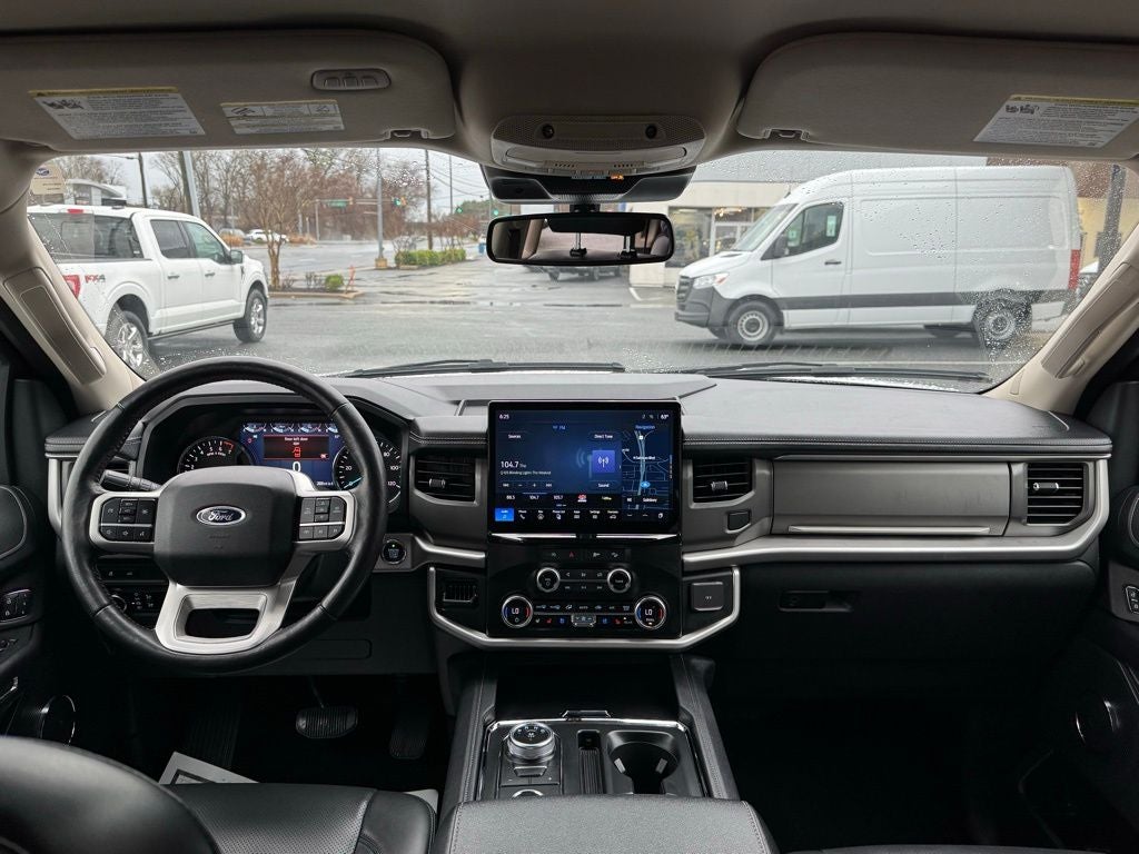 2024 Ford Expedition XLT ***4X4 LOADED***