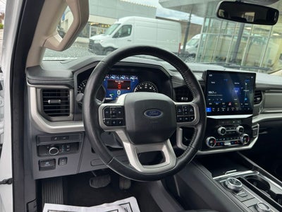 2024 Ford Expedition XLT ***4X4 LOADED***