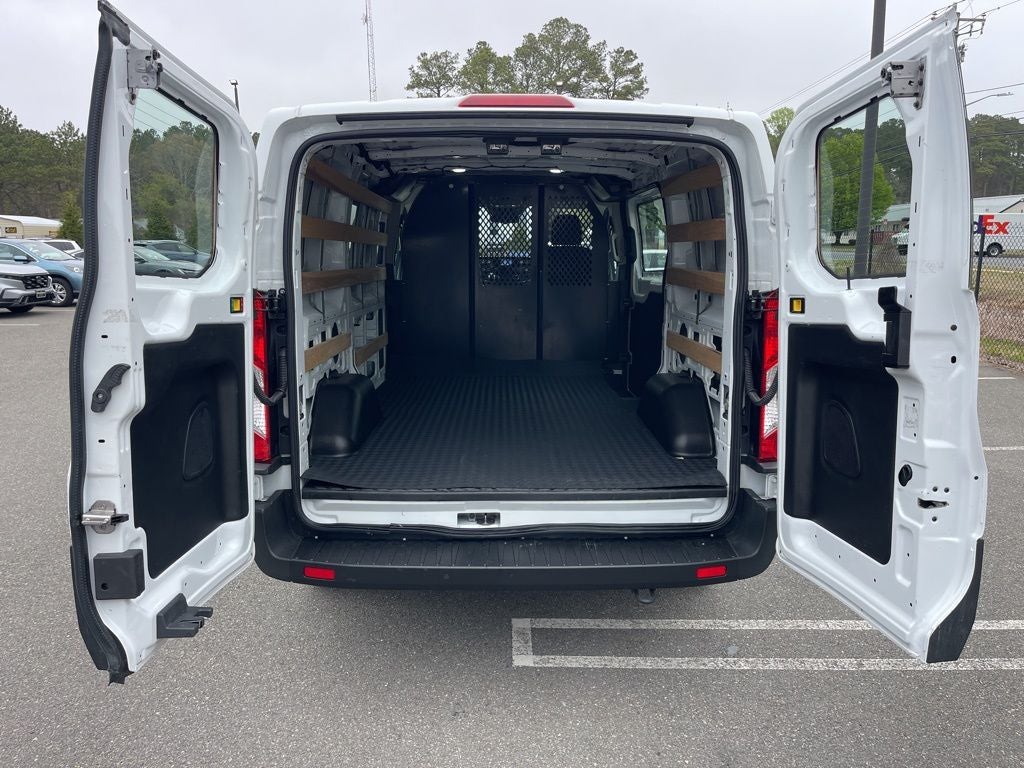 2024 Ford Transit-250 T-250 130" Low Rf 9070 GVWR RWD