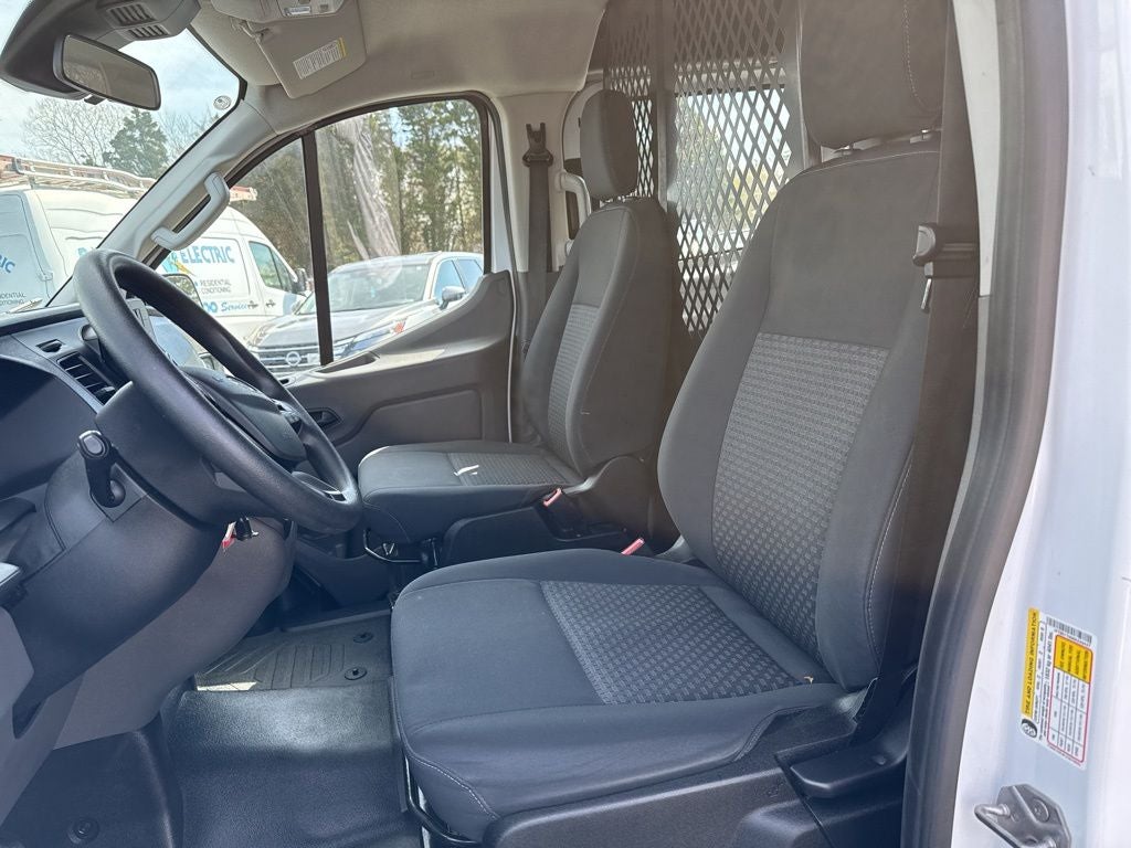 2024 Ford Transit-250 T-250 130" Low Rf 9070 GVWR RWD