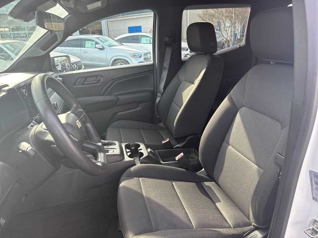 2023 Chevrolet Colorado Work Truck *** CREW CAB LOW MILES ***