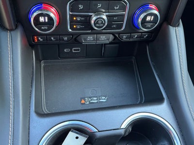 2023 GMC Yukon XL AT4 *** ONE OWNER SUPER CLEAN ***