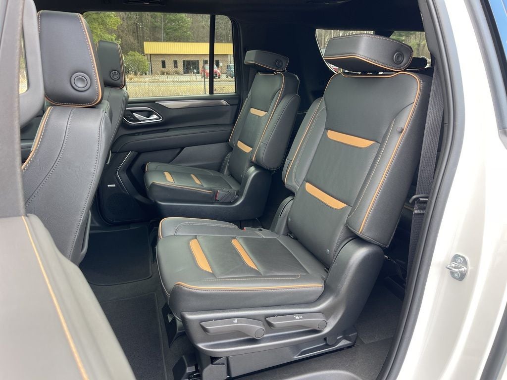 2023 GMC Yukon XL AT4 *** ONE OWNER SUPER CLEAN ***