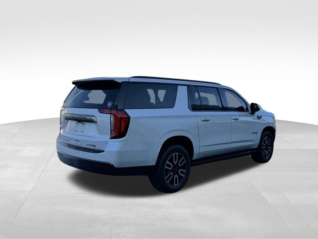 2023 GMC Yukon XL AT4 *** ONE OWNER SUPER CLEAN ***