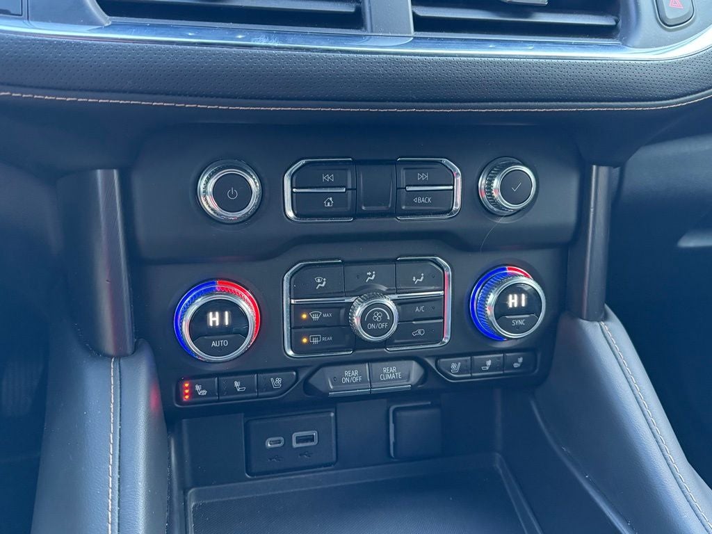 2023 GMC Yukon XL AT4 *** ONE OWNER SUPER CLEAN ***