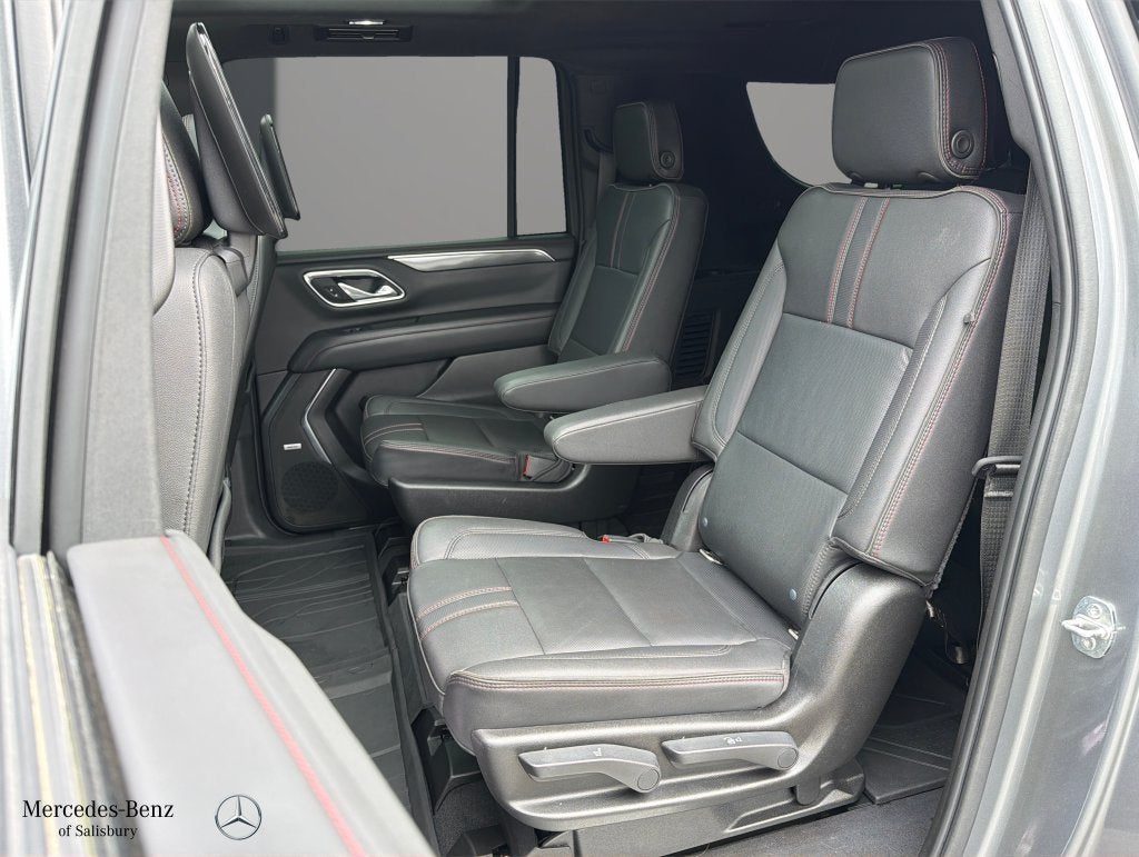 2021 Chevrolet Suburban RST