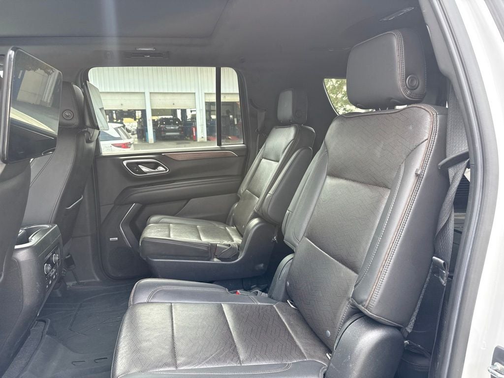 2021 Chevrolet Suburban High Country