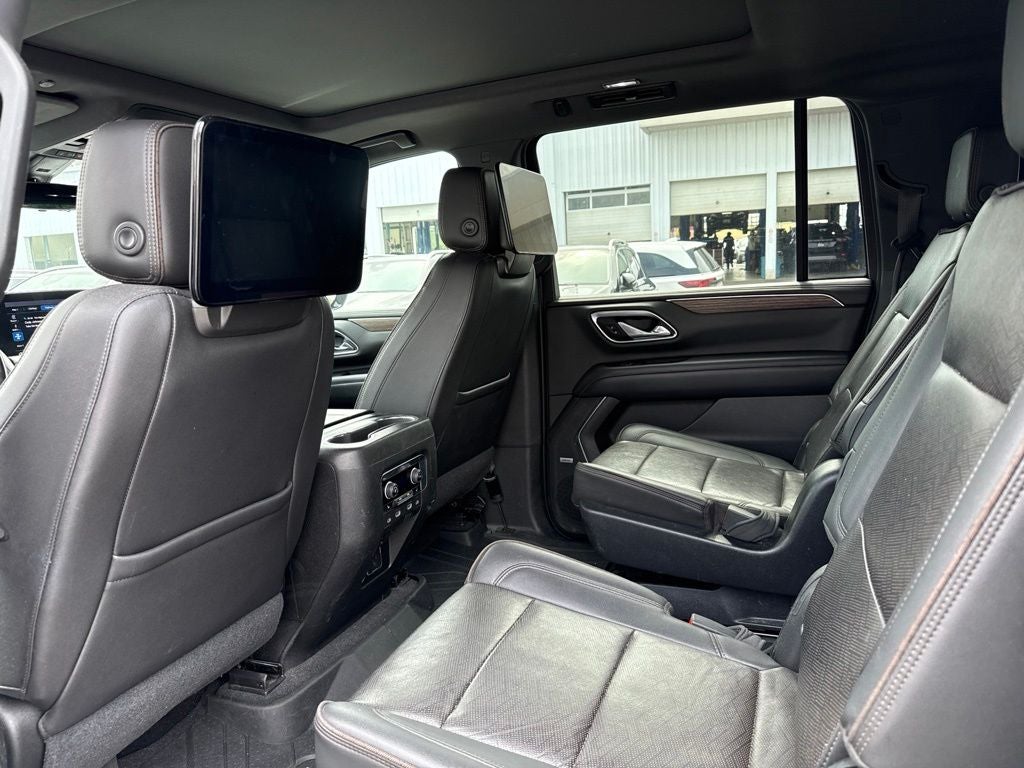 2021 Chevrolet Suburban High Country