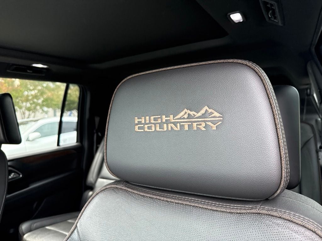 2021 Chevrolet Suburban High Country