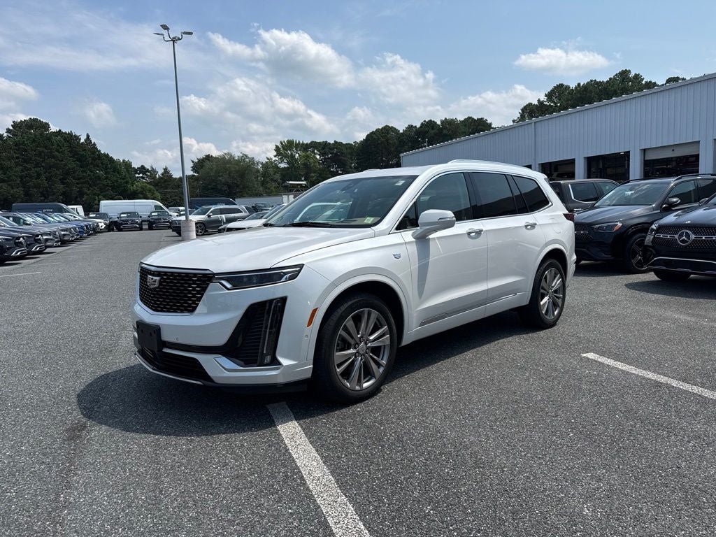 2023 Cadillac XT6 Premium Luxury