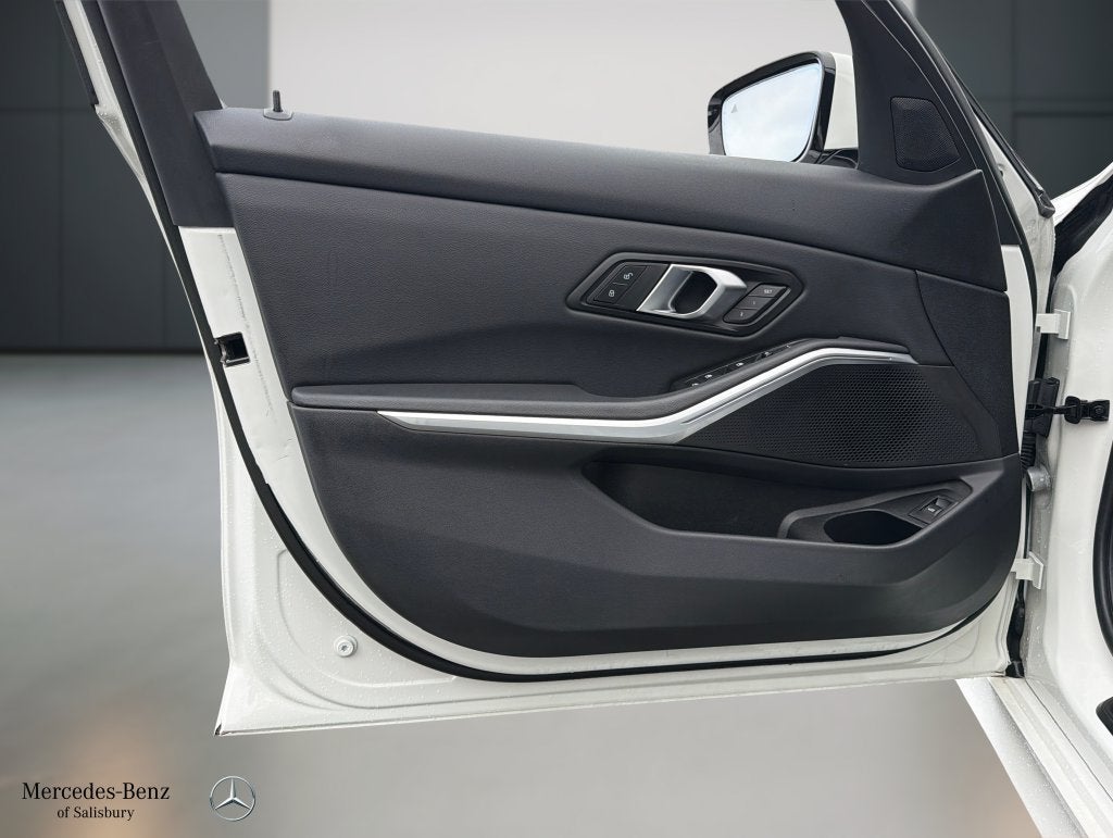 2025 BMW 3 Series 330i xDrive