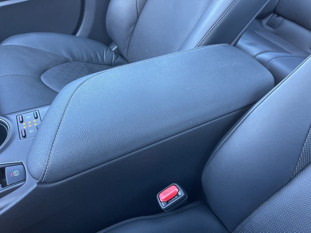 2023 Toyota Camry XSE V6 *** LOCALLY OWNED ONE OWNER LOADED ***