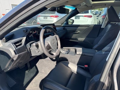 2023 Lexus ES 250