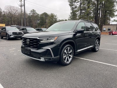 2025 Honda Pilot Elite *** ONE OWNER LOADED SUPER LOW MILES *