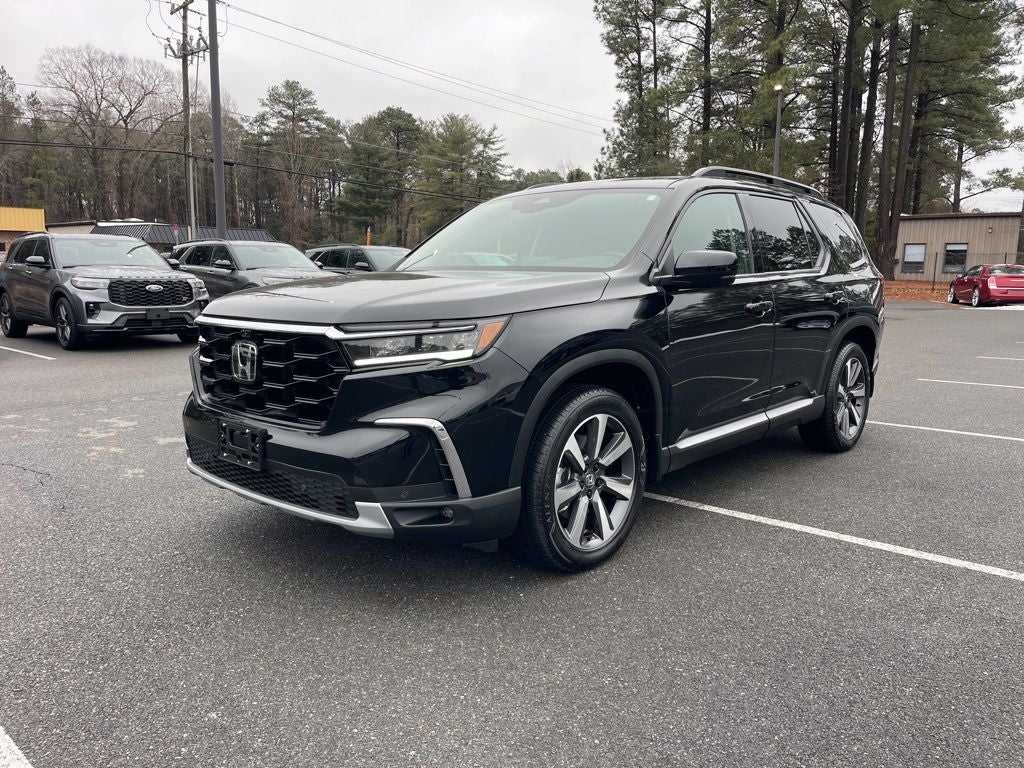 2025 Honda Pilot Elite *** ONE OWNER LOADED SUPER LOW MILES *