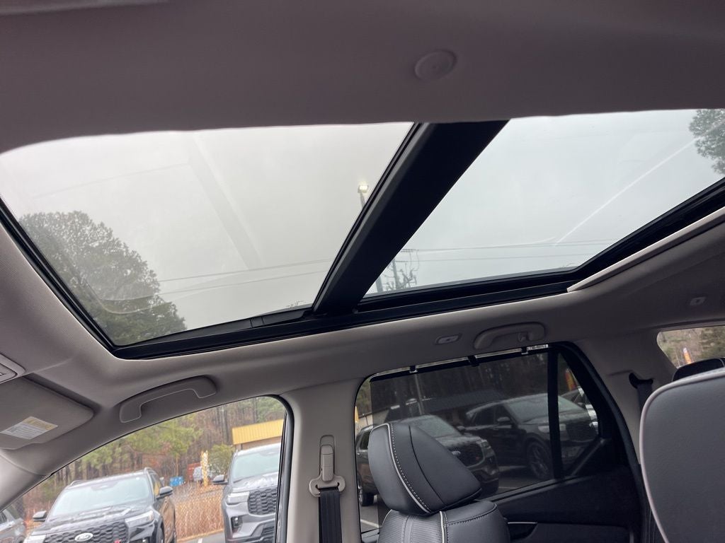 2025 Honda Pilot Elite *** ONE OWNER LOADED SUPER LOW MILES *