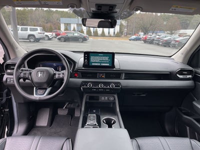 2025 Honda Pilot Elite *** ONE OWNER LOADED SUPER LOW MILES *