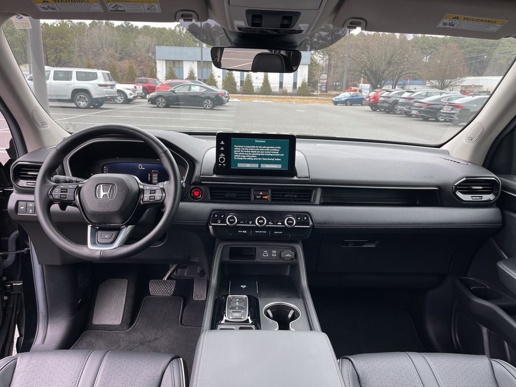 2025 Honda Pilot Elite *** ONE OWNER LOADED SUPER LOW MILES *