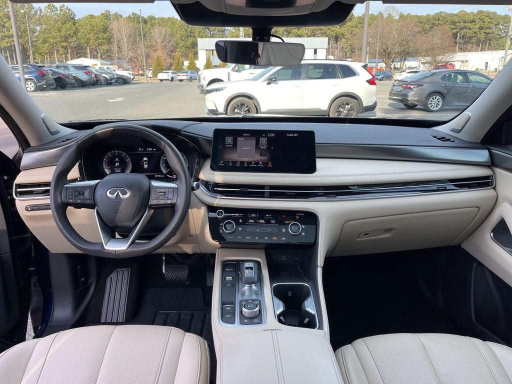 2023 INFINITI QX60 LUXE