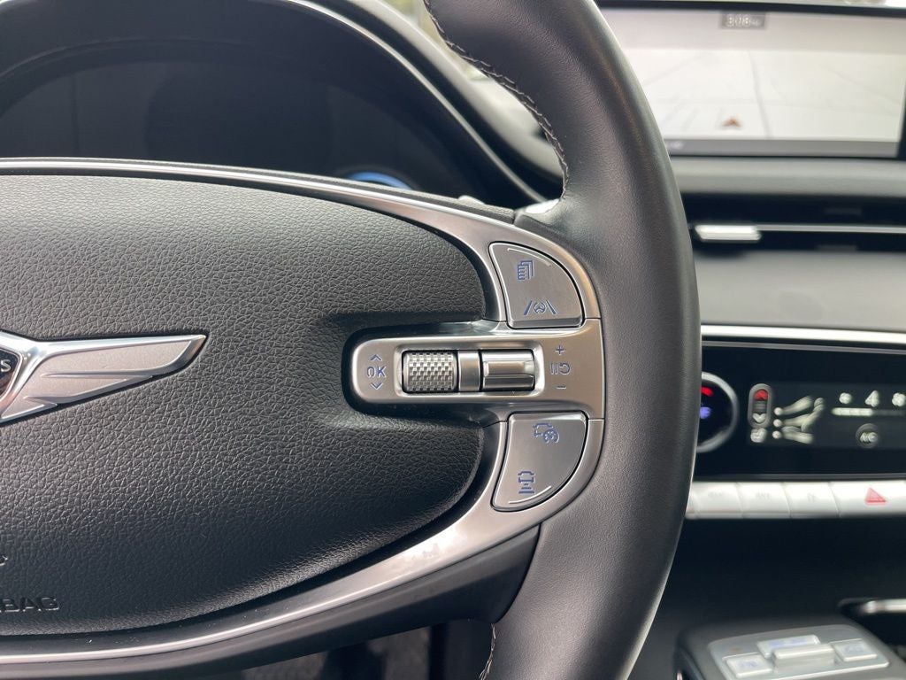 2025 Genesis GV70 2.5T