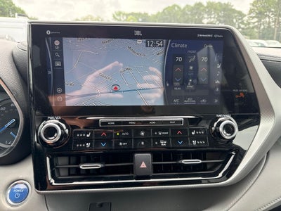 2020 Toyota Highlander Hybrid Platinum