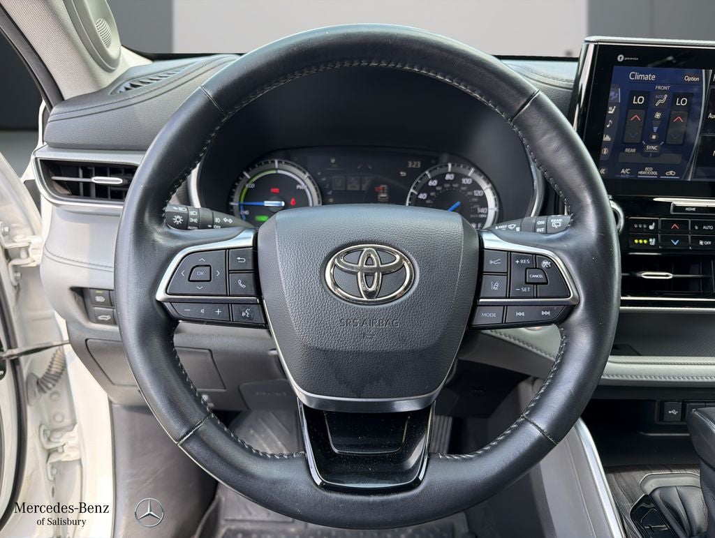 2020 Toyota Highlander Hybrid Platinum