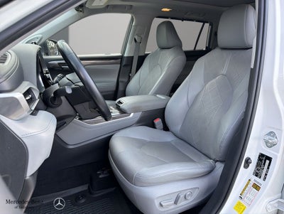 2020 Toyota Highlander Hybrid Platinum