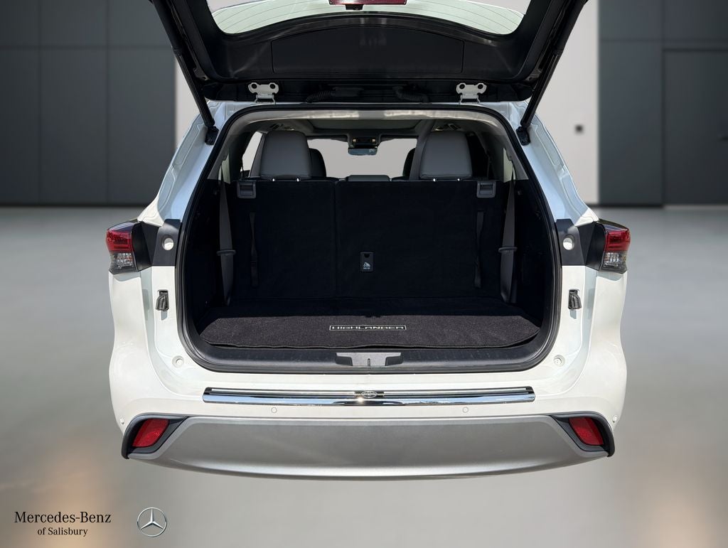 2020 Toyota Highlander Hybrid Platinum