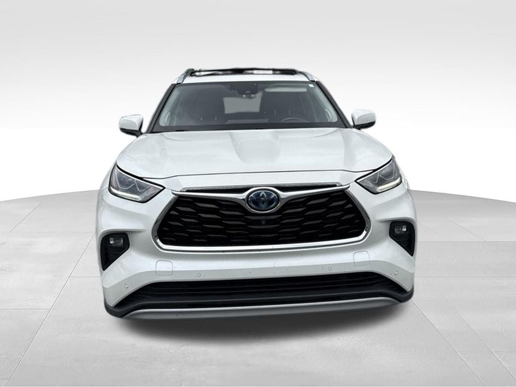 2020 Toyota Highlander Hybrid Platinum