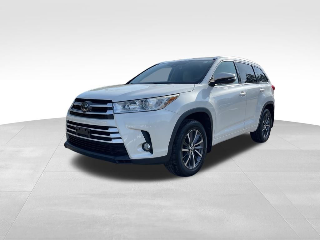 2017 Toyota Highlander XLE ***ONE OWNER AWD LEATHER LOADED ***