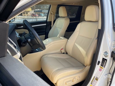 2017 Toyota Highlander XLE ***ONE OWNER AWD LEATHER LOADED ***