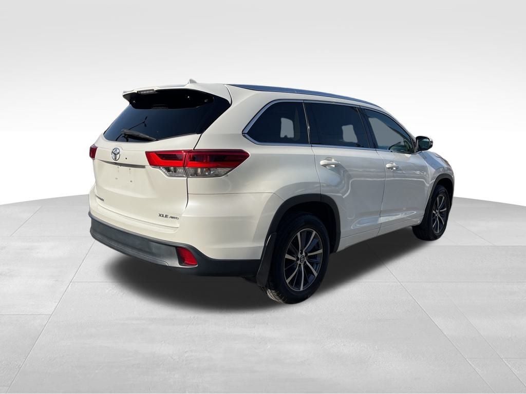 2017 Toyota Highlander XLE ***ONE OWNER AWD LEATHER LOADED ***