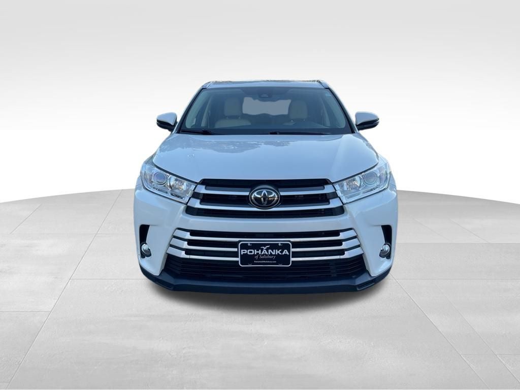 2019 Toyota Highlander XLE *** AWD PEARL WHITE LOCAL TRADE ***