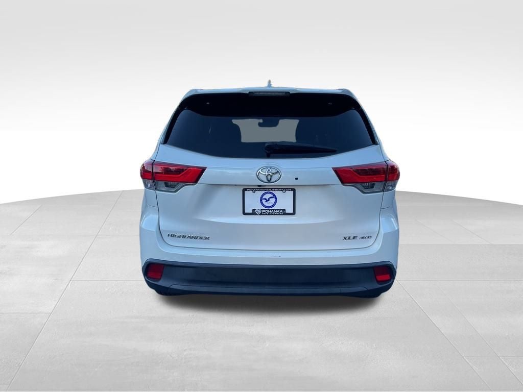 2019 Toyota Highlander XLE *** AWD PEARL WHITE LOCAL TRADE ***