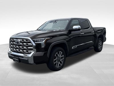 2024 Toyota Tundra Hybrid 1794 Edition *** 4X4 CREW CAB LOW MILES ***