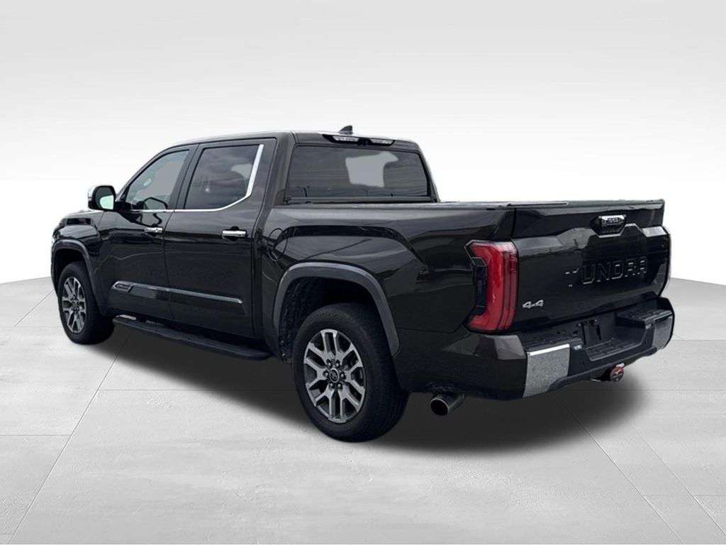 2024 Toyota Tundra Hybrid 1794 Edition *** 4X4 CREW CAB LOW MILES ***