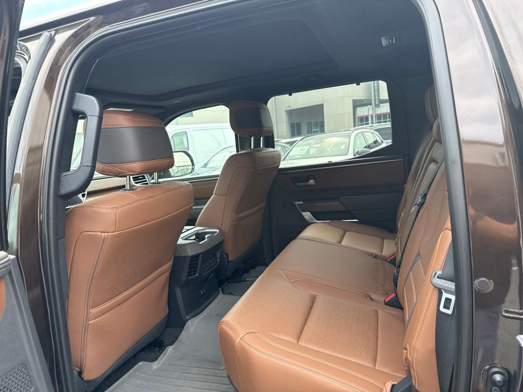 2024 Toyota Tundra Hybrid 1794 Edition *** 4X4 CREW CAB LOW MILES ***
