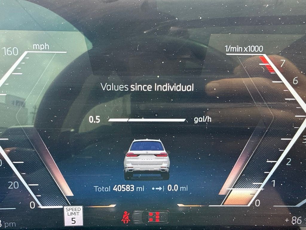 2025 BMW X7 xDrive40i