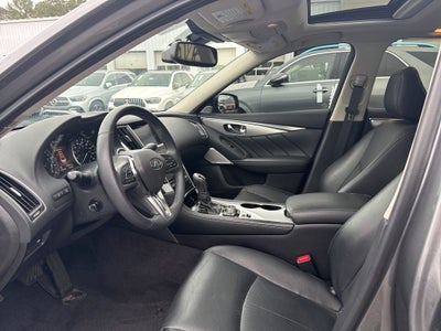2023 INFINITI Q50 LUXE