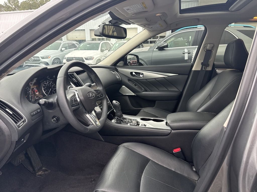 2023 INFINITI Q50 LUXE