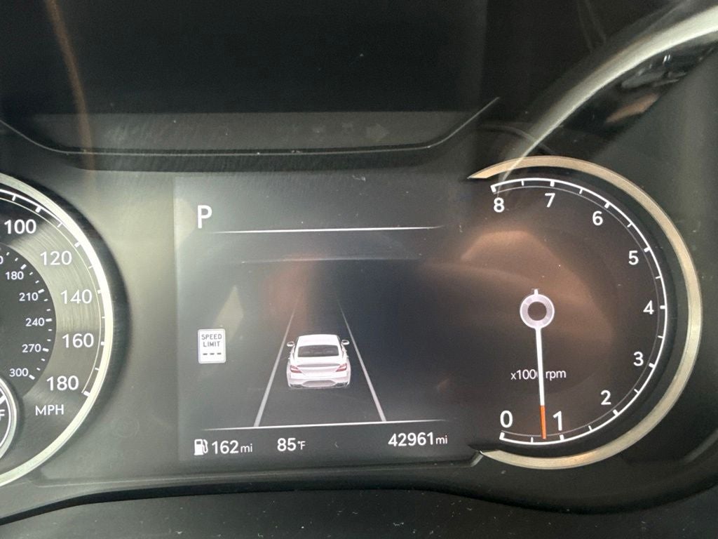 2025 Genesis G70 2.5T