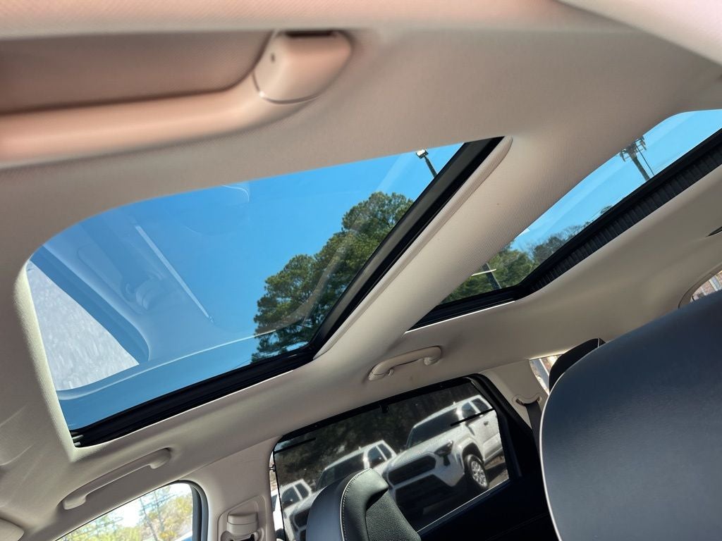 2021 Genesis GV80 3.5T Advanced + *** LOCAL ONE OWNER LOADED ***