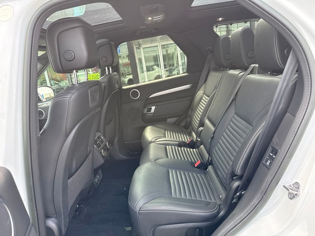 2023 Land Rover Discovery S R-Dynamic