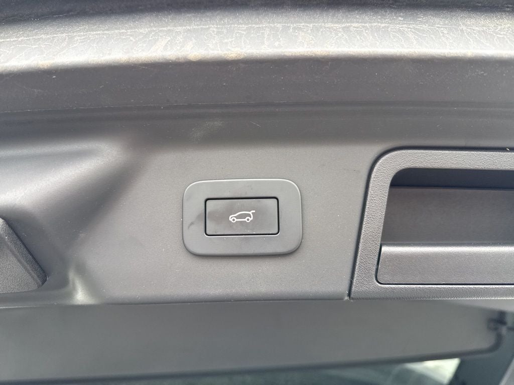 2023 Land Rover Range Rover Velar S